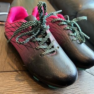 Girls soccer cleats